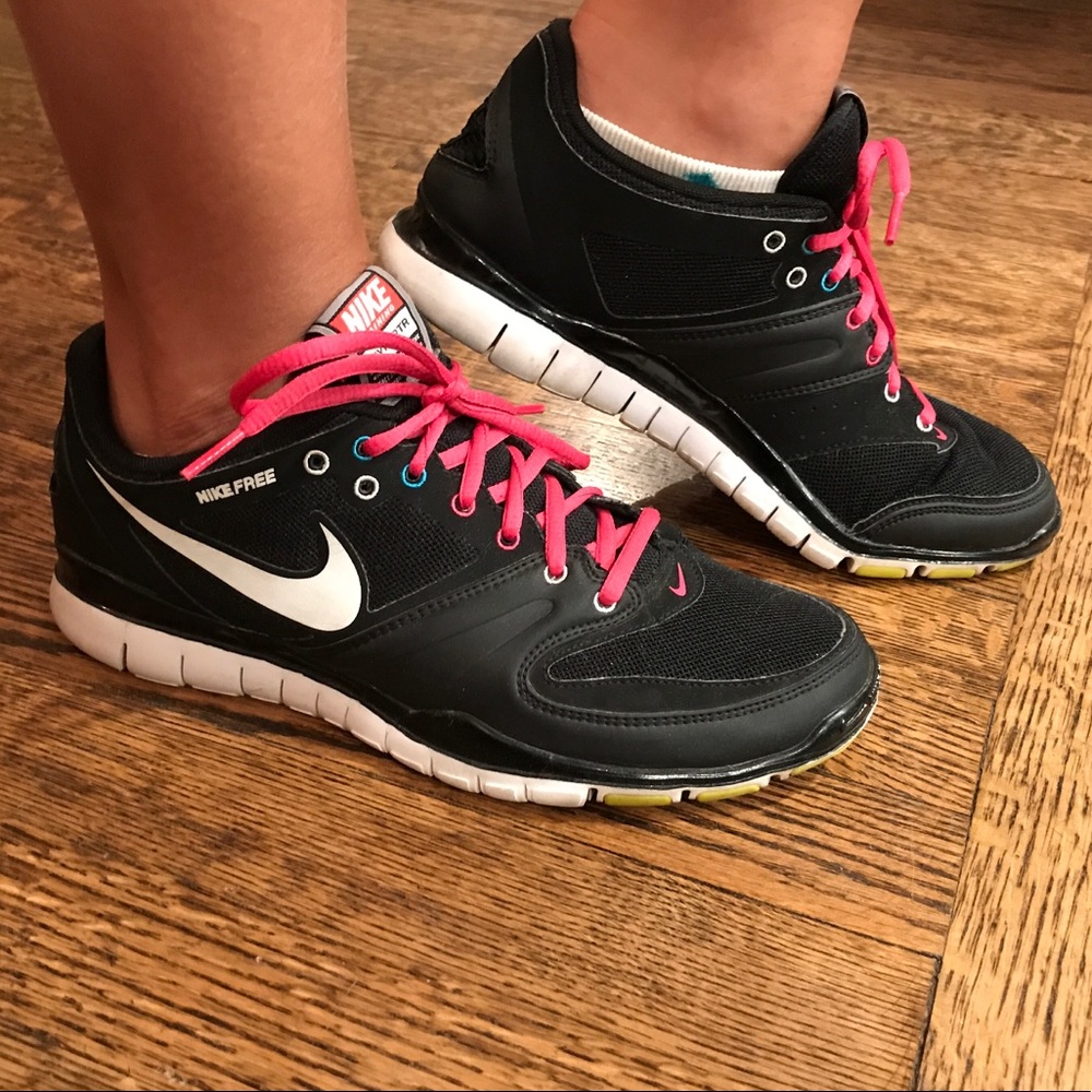 Nike | Free HyperTR Sneakers